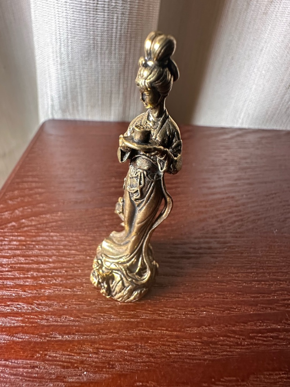 Mini Brass Collectible Figurine Tea Goddess Holding Tea Cup, Vintage Style - Picture 12 of 15